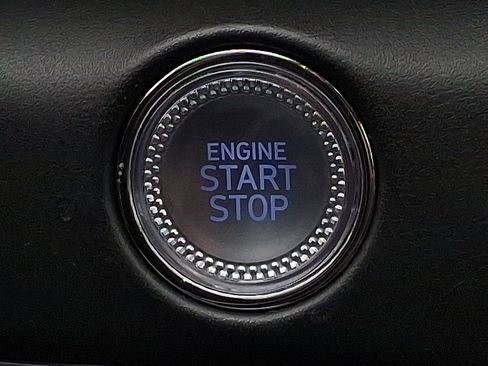 Used 2025 Genesis GV80 2.5T Standard image 18