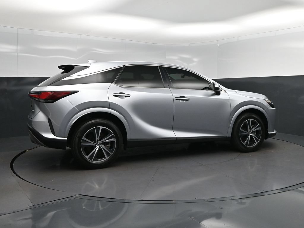 Certified 2024 Lexus RX 350 FWD w/ Technology Package image 8