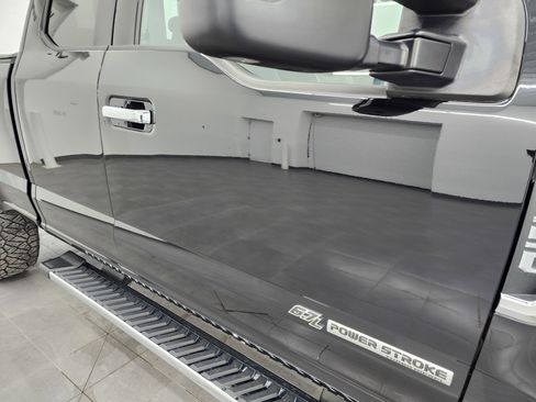 Used 2019 Ford F350 Lariat w/ Chrome Package AWD/4WD image 24