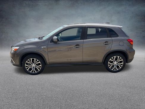 Used 2019 Mitsubishi Outlander Sport ES FWD image 2