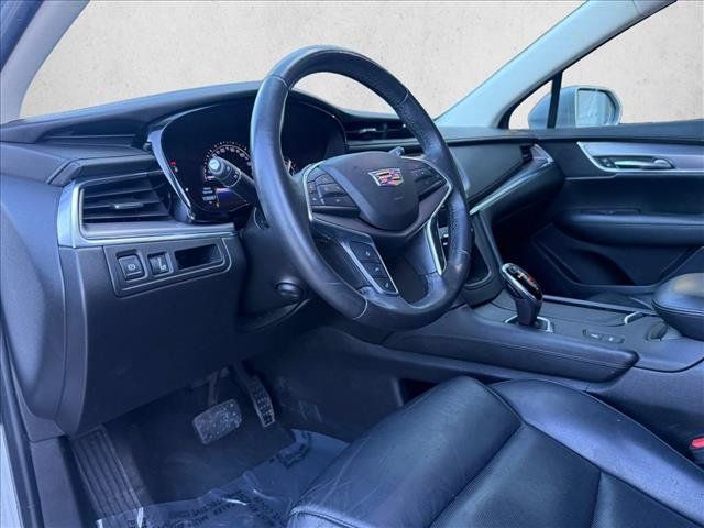Used 2018 Cadillac XT5 Premium Luxury FWD image 16