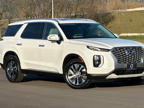 Used 2021 Hyundai Palisade SEL image 1