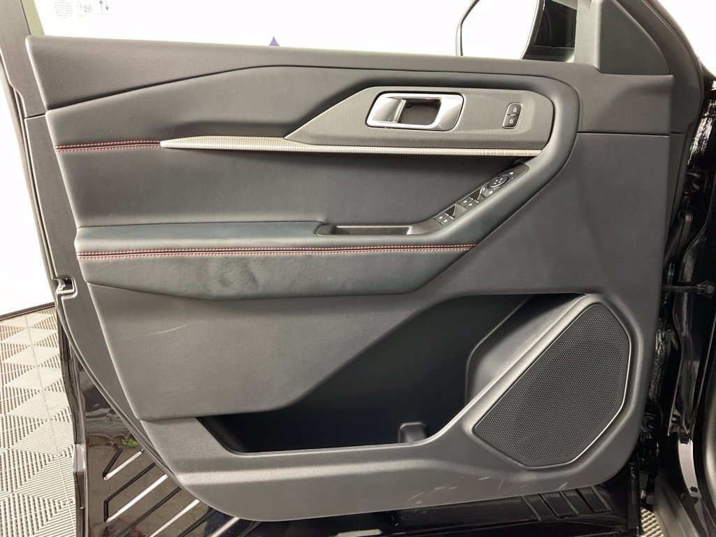 New 2027 Ford Explorer ST-Line RWD image 12