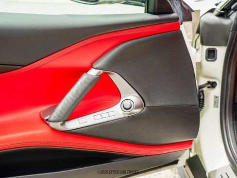 Used 2019 Ferrari 812 Superfast image 40