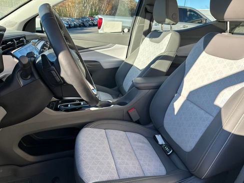 Used 2023 Chevrolet Bolt EUV Premier w/ Sun & Sound Package image 38