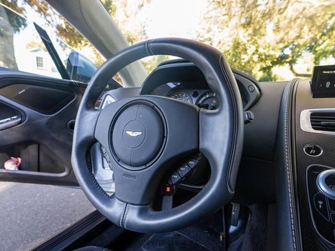 Used 2014 Aston Martin Vanquish Coupe RWD image 30