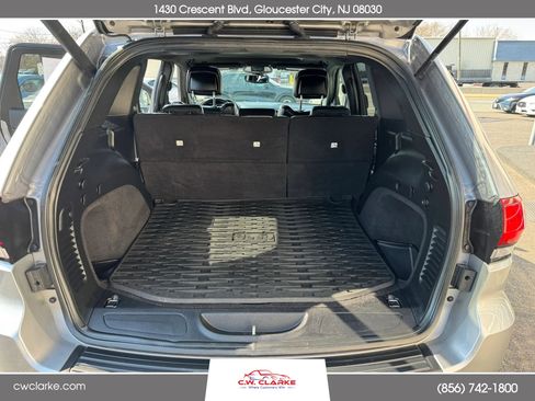Used 2019 Jeep Grand Cherokee Altitude image 20