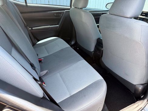 Used 2019 Toyota Corolla L FWD image 11