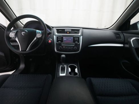 Used 2016 Nissan Altima 2.5 S w/ Power Driver Seat Package FWD image 5