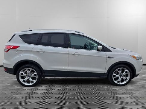 Used 2016 Ford Escape Titanium w/ Canadian Touring Package AWD/4WD image 8