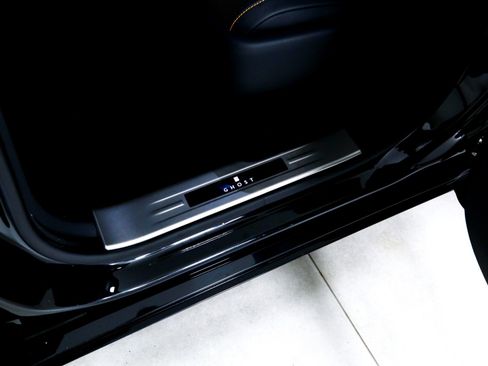 Used 2021 Rolls-Royce Ghost image 22