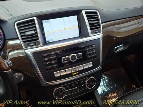 Used 2013 Mercedes-Benz GL 450 4MATIC image 27