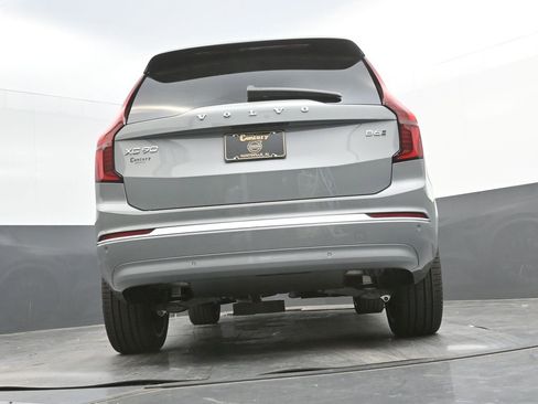 New 2026 Volvo XC90 B6 Ultra image 28