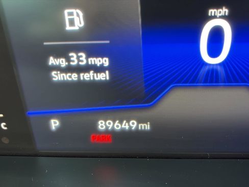 Used 2022 Volkswagen Tiguan SE image 26