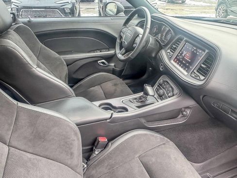 Used 2023 Dodge Challenger GT w/ Plus Package image 23