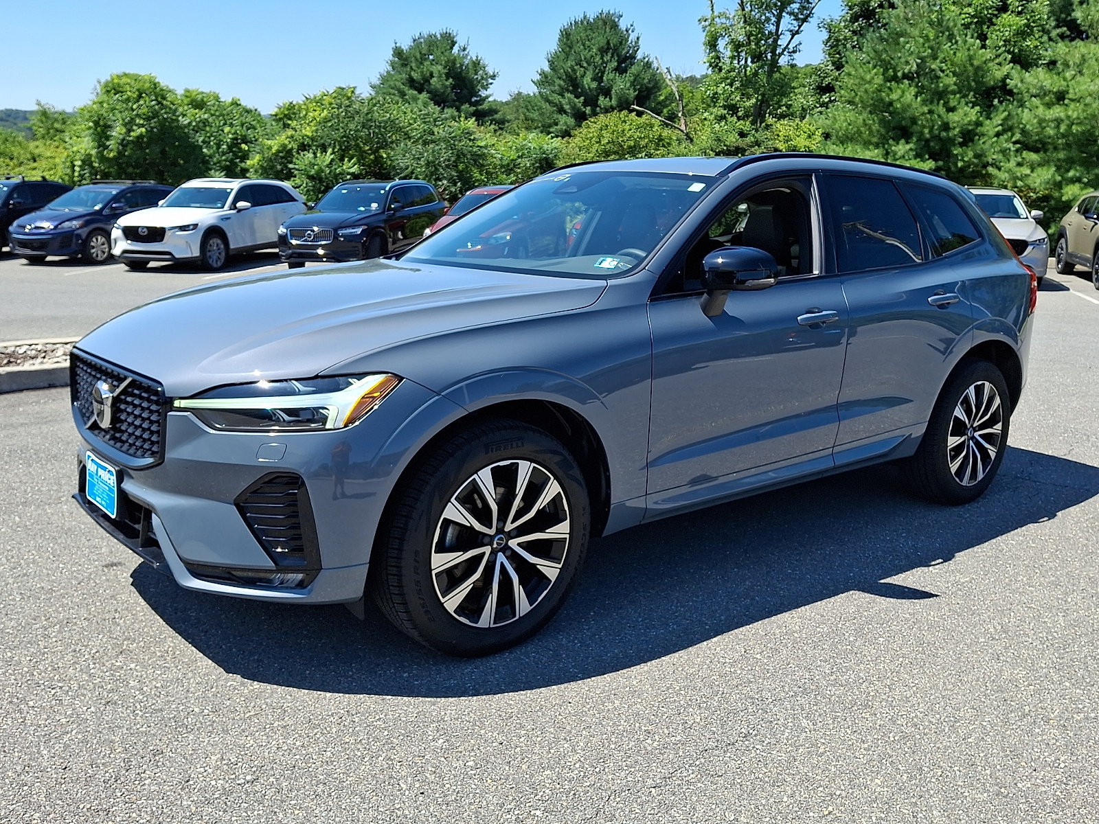 Certified 2024 Volvo XC60 B5 Core w/ Protection Package Premier AWD/4WD image 4