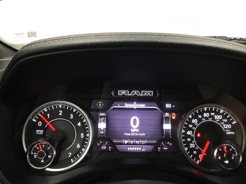 Used 2023 RAM 1500 Laramie AWD/4WD image 39