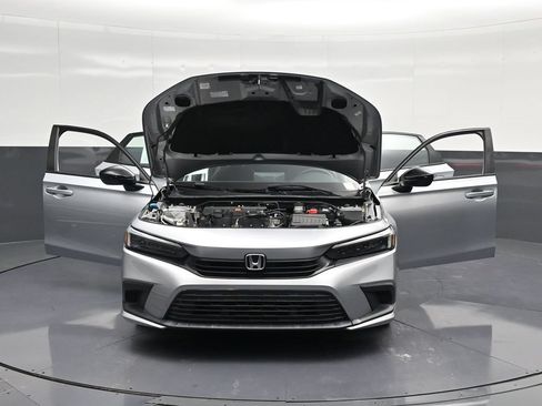 Used 2023 Honda Civic Sport image 36