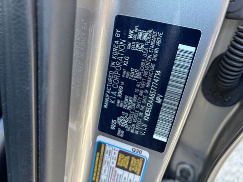 Used 2025 Kia Seltos S FWD image 23