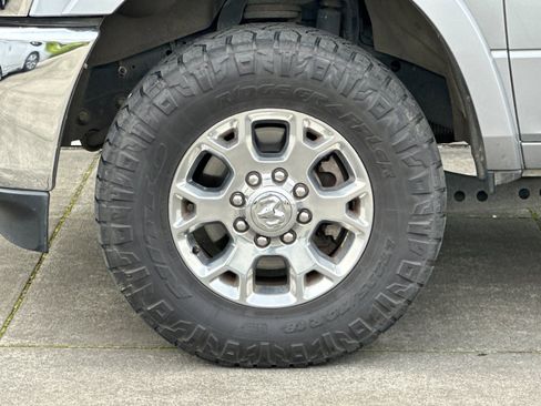 Used 2022 RAM 2500 Laramie AWD/4WD image 23