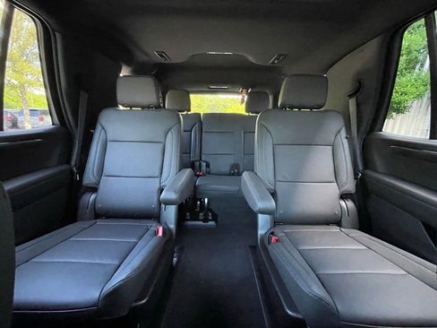 Used 2026 Chevrolet Tahoe Z71 w/ Comfort Package AWD/4WD image 30
