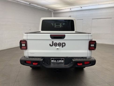 New 2026 Jeep Gladiator Rubicon image 4