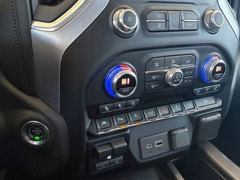 Certified 2021 GMC Sierra 1500 SLT image 21