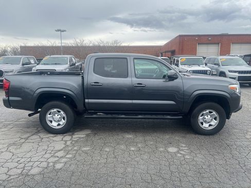 Used 2023 Toyota Tacoma SR image 6