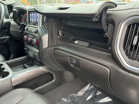 Used 2022 Chevrolet Silverado 2500 LTZ w/ LTZ Plus Package image 31