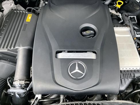Used 2018 Mercedes-Benz GLC 300 image 33