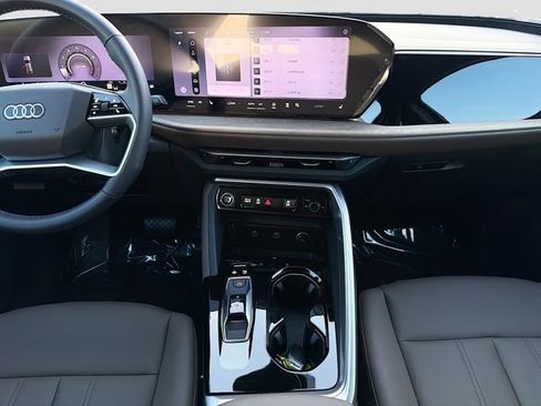 New 2026 Audi Q5 Premium Plus AWD/4WD image 18