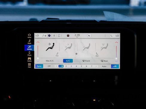 New 2026 Jeep Wrangler Unlimited Rubicon w/ Steel Bumper Group image 17