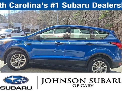 Used 2019 Ford Escape S image 5