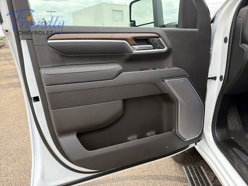 New 2026 Chevrolet Silverado 3500 High Country w/ High Country Premium Package AWD/4WD image 12