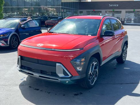 New 2026 Hyundai Kona SEL Premium image 2