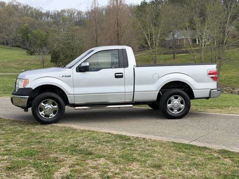 Used 2013 Ford F150 XL w/ Mid Equipment Group image 2