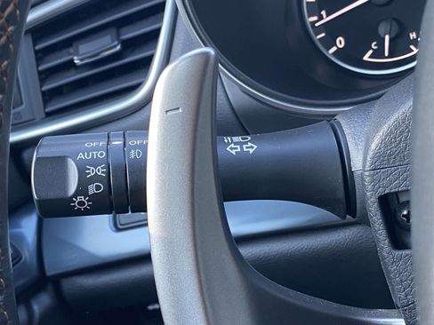 Used 2022 Nissan Maxima SR w/ Sport Mat Group image 23