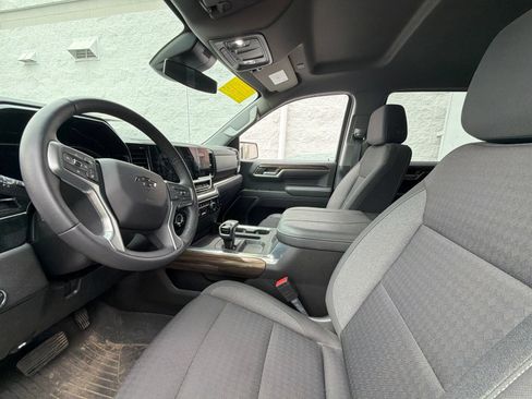 Used 2023 Chevrolet Silverado 1500 RST AWD/4WD image 3