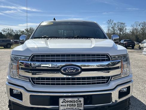 Used 2019 Ford F150 Lariat image 3