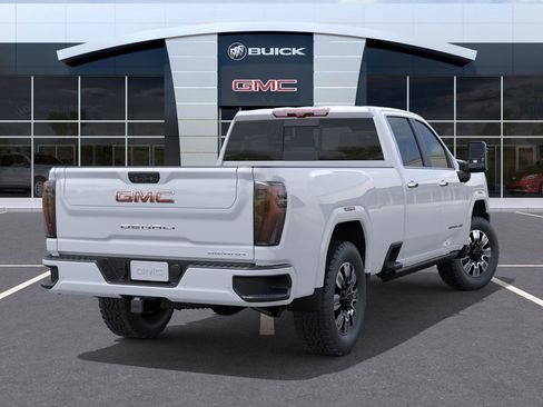 New 2026 GMC Sierra 3500 Denali w/ Denali Reserve Package image 28