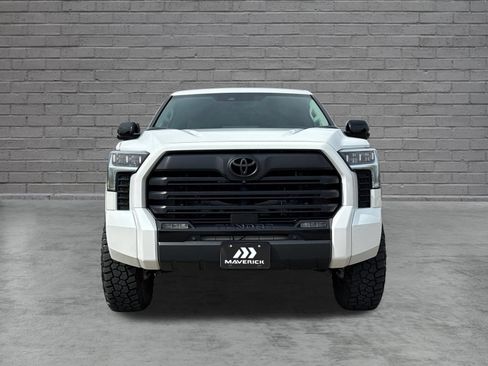 Used 2024 Toyota Tundra Limited AWD/4WD image 6