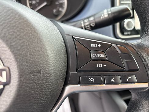 Used 2023 Nissan Versa SV image 19