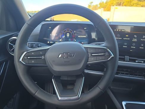 New 2026 Chevrolet Equinox LT w/ Convenience Package II image 14