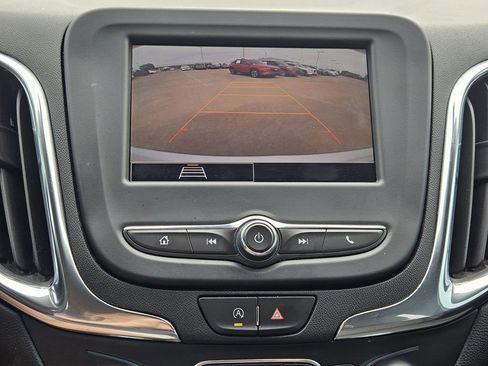 Used 2022 Chevrolet Equinox LT FWD image 23
