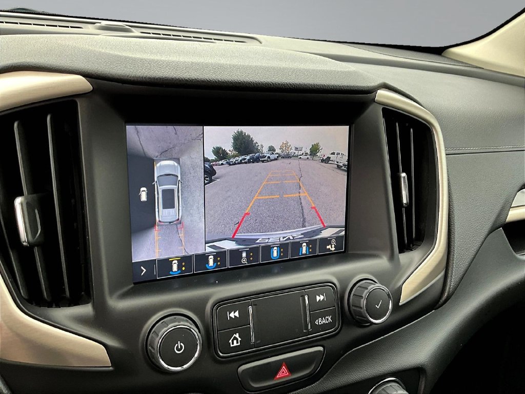 Used 2019 GMC Terrain Denali w/ Advanced Safety Package AWD/4WD image 16
