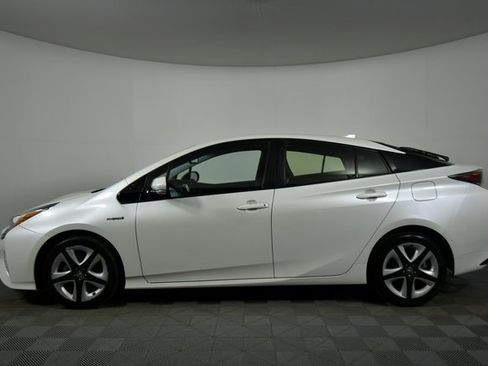 Used 2018 Toyota Prius Four Touring image 16