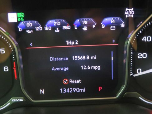 Used 2019 GMC Sierra 1500 Denali w/ Denali Ultimate Package AWD/4WD image 33