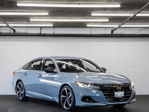 Used 2022 Honda Accord Sport image 7