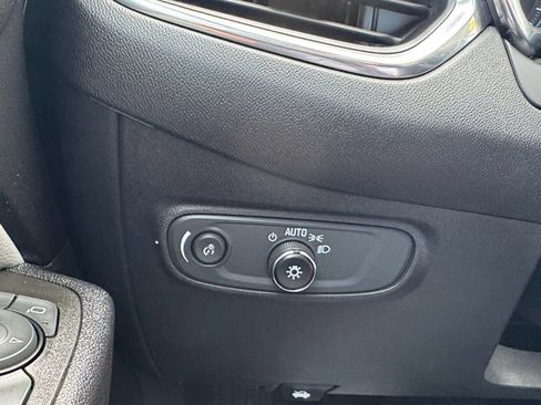 Used 2023 Chevrolet Equinox LS w/ LS Convenience Package AWD/4WD image 30