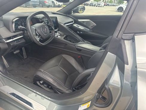 Used 2024 Chevrolet Corvette Stingray Preferred Cpe w/ 2LT image 7